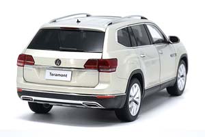 VW VOLKSWAGEN TERAMONT 2017 SUV SILVER / ФОЛЬКСВАГЕН ТЕРАМОНТ СЕРЕБРИСТЫЙ — фото 2