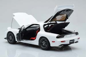 MAZDA RX7 SPIRIT R 2002 WHITE / МАЗДА РХ7 БЕЛЫЙ (С ДВИГАТЕЛЕМ) — фото 4