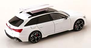 AUDI RS6 AVANT WHITE METALLIC — фото 2