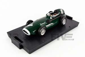 VANWALL F1 WINNER GP EUROPA 1957 STIRLING MOSS/TONY BROOKS #18 — фото 2