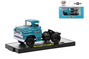 CHEVROLET LCF SPARTAN 60 TRUCK 1958 BLUE/WHITE STRIPE  / CHEVROLET LCF SPARTAN 60 ГРУЗОВИК 1958 СИНЕ-БЕЛАЯ ПОЛОСА (ДЛИНА МОДЕЛИ 6-10 СМ) — фото 2