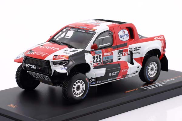 TOYOTA GR DKR HILUX #225 RALLYE DAKAR 2022 LATEGAN, CUMMINGS / ТОЙОТА ГР ДКР ХИЛУКС РАЛЛИ ДАКАР ЛАТЕГАН КУММИНГС