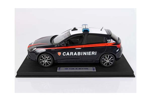 ALFA ROMEO GIULIETTA CARABINIERI / АЛЬФА РОМЕО ДЖУЛЬЕТТА КАРАБИНИЕРИ 1:18 — фото 7