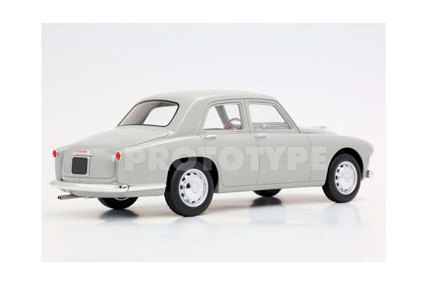 ALFA ROMEO 1900 BY RGM DESIGN GRIGIO ALBA / АЛЬФА РОМЕО 1900 РГМ ДЕСИГН АЛБА 1:18 СЕРЫЙ — фото 2