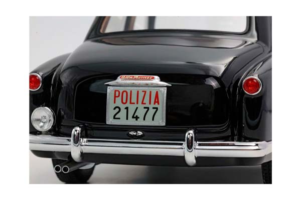 ALFA ROMEO 1900 BY RGM DESIGN SQUADRA MOBILE POLIZIA / АЛЬФА РОМЕО 1900 РГМ ДЕСИГН СКУАДРА МОБИЛЕ ПОЛИЗИА 1:18 — фото 8