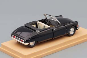 CITROEN DS 19 CABRIOLET 1961, BLACK — фото 2