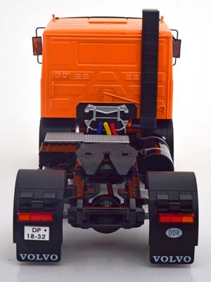 VOLVO F10 1977 ORANGE/BLACK LIMITED EDITION 500 PCS. WITH DECALS / ВОЛЬВО — фото 5