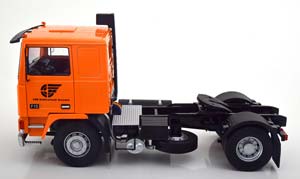 VOLVO F10 VEB KRAFTVERKEHR DRESDEN 1977 ORANGE/BLACK / ВОЛЬВО — фото 3