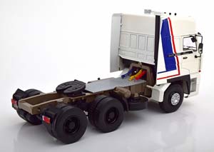 DAF 3300 SPACE CAB 1982 WHITE/BLUE/RED LIMITED EDITION 700 PCS. / ДАФ — фото 2