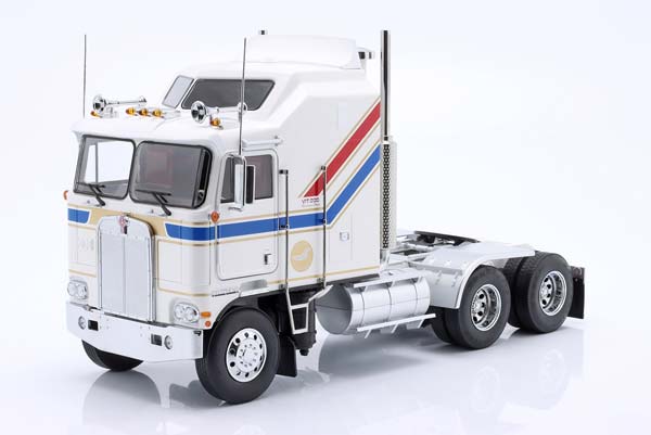 KENWORTH K100 AERODYNE 1976 WHITE BLUE RED GOLDEN