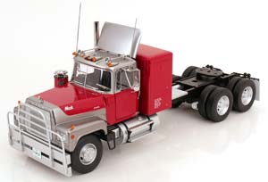 MACK RL 700L 1974 RED METALLIC