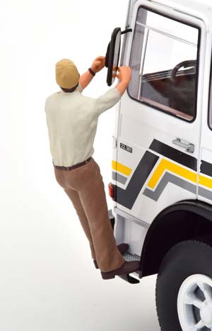 МОДЕЛЬ ФИГУРКИ FERNFAHRER FRANZ HANGING ON THE TRUCK