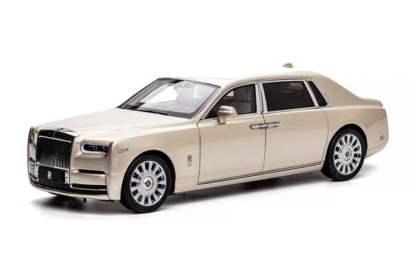 ROLLS-ROYCE PHANTOM VIII 2026 GOLDEN / РОЛЛС-РОЙС ФАНТОМ 8 ЗОЛОТИСТЫЙ (ЛИМИТ 172/200)