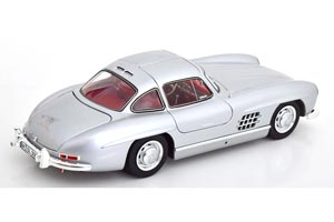 MERCEDES W198 300 SL GULLWING 1954-1957 SILVER/RED / МЕРСЕДЕС 300 СЛ КРЫЛО ЧАЙКИ СЕРЕБРИСТЫЙ С КРАСНЫМ САЛОНОМ — фото 2