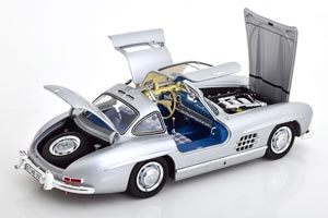 MERCEDES W198 300 SL GULLWING 1954-1957 SILVER/BLUE / МЕРСЕДЕС 300 СЛ КРЫЛО ЧАЙКИ СЕРЕБРИСТЫЙ С СИНИМ САЛОНОМ — фото 4