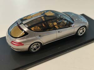 MERCEDES F500 2003 СЕРЕБРИСТЫЙ (БОКС МОЖЕТ ИМЕТЬ ПОТЕРТОСТИ ИЛИ ТРЕЩИНЫ) — фото 2