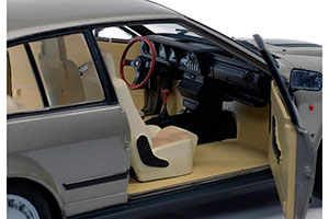 ALFA ROMEO GTV 6 1984 SILVER CREME METALLIC — фото 6