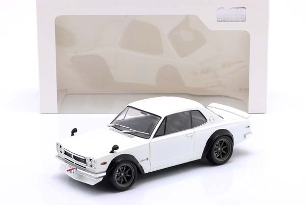 NISSAN SKYLINE (C10) HAKOSUKA 1970 WHITE