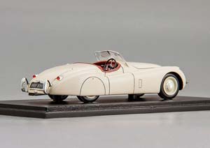 JAGUAR XK 120 ROADSTER 1950 WHITE RED INTERIOR / JAGUAR XK 120 РОДСТЕР 1950 БЕЛЫЙ КРАСНЫЙ ИНТЕРЬЕР — фото 4