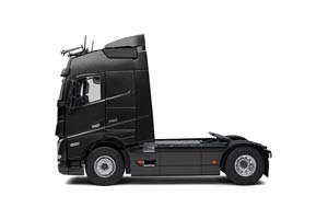 VOLVO FH16 GLOBETROTTER XL 2022 BLACKMETALLIC — фото 2