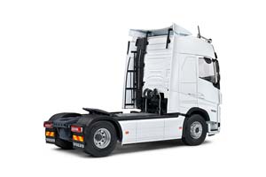 VOLVO FH16 GLOBETROTTER XL 2023 WHITE — фото 2
