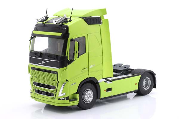 VOLVO FH GLOBETROTTER XL TRUCK 2023 NEON GREEN / ВОЛЬВО ФХ ГЛОБЕТРОТТЕР КСЛ ТРУК НЕОН ЗЕЛЕНЫЙ