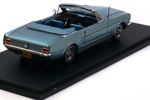 FORD MUSTANG CONVERTIBLE 1966 LIGHTBLUE-METALLIC — фото 2