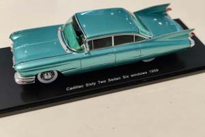 CADILLAC SERIES 62 SEDAN SIX WINDOWS 1959 GREEN METALLIC / КАДИЛЛАК СЕРИЯ 62 СЕДАН СИКС ВИНДОУС ЗЕЛЕНЫЙ МЕТАЛЛИК