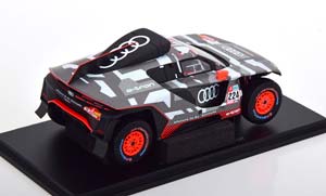 AUDI RS Q E-TRON NO 224 RALLY DAKAR 2022 — фото 2