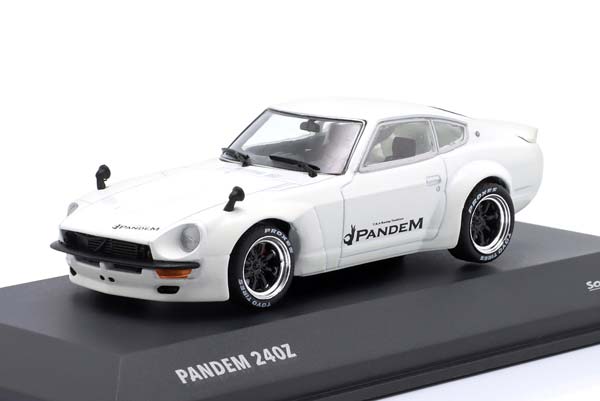 DATSUN 240Z ROCKET BUNNY 1973 WHITE
