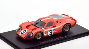 FORD GT40 MK4 NO 3 24H LE MANS 1967