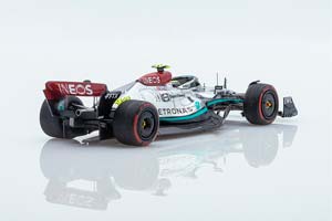 MERCEDES AMG W13E PERFORMANCE GP BAHRAIN 2022 HAMILTON / МЕРСЕДЕС AMG W13E ВЫСТУПЛЕНИЕ ГРАН-ПРИ БАХРЕЙНА 2022 ГАМИЛЬТОН — фото 2