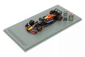 RED BULL F1 RB19 TEAM ORACLE RED BULL RACING №1 WORLD CHAMPION 2ND SPRINT RACE QATAR GP WITH PIT BOARD 2023 MAX VERSTAPPEN, MATT BLUE — фото 3