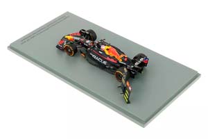 RED BULL F1 RB19 TEAM ORACLE RED BULL RACING №1 WORLD CHAMPION 2ND SPRINT RACE QATAR GP WITH PIT BOARD 2023 MAX VERSTAPPEN, MATT BLUE — фото 5