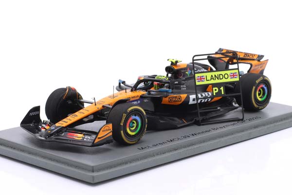 MCLAREN MCL39 #4 WINNER BRAZILIAN GP FORMULA 1 WORLD CHAMPION 2025 LANDO NORRIS / МАКЛАРЕН MCL39 ПОБЕДИТЕЛЬ БРАЗИЛИИ ГРАН-ПРИ ФОРМУЛА-1 ЧЕМПИОН МИРА ЛАНДО НОРРИС