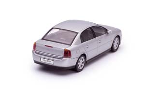 OPEL VECTRA C 4D 2002 STAR SILVER СЕРЕБРИСТЫЙ — фото 2