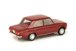 SEAT 124L 1969 КРАСНЫЙ — фото 2