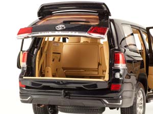 TOYOTA LAND CRUISER LC200 GX. R V6 2020 ЧЕРНЫЙ — фото 15