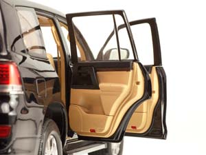 TOYOTA LAND CRUISER LC200 GX. R V6 2020 ЧЕРНЫЙ — фото 19