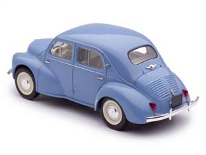 RENAULT 4CV СИНИЙ — фото 3
