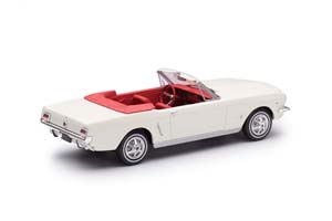 FORD MUSTANG CONVERTIBLE 1965 БЕЖЕВЫЙ — фото 2