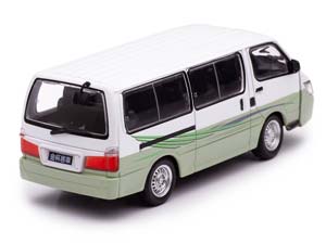 TOYOTA HIACE H100 БЕЛЫЙ СО СВЕТЛО-ЗЕЛЕНЫМ — фото 4