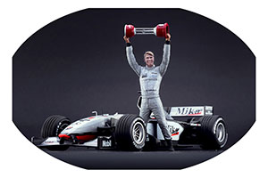 ФИГУРКА КОЛЛЕКЦИОННАЯ MIKA HAKKINEN РУЧНАЯ РАБОТА В МАСШТАБЕ 1:18 МИКА ХАККИНЕН