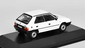 SKODA FAVORIT GLX 1993, WHITE — фото 2