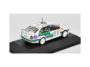 SKODA OCTAVIA WRC 2001 - KALEIDOSKOP SLAVNÝCH VOZŮ ČASOPIS S MODELEM #66 — фото 4