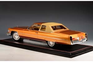 CADILLAC COUPE DEVILLE 1976 AMBERLITE FIREMIST () / КАДИЛЛАК КУПЕ ДЕВИЛЛЕ АМБЕРЛИТЕ ФИРЕМИСТ ОРАНЖЕВЫЙ — фото 3