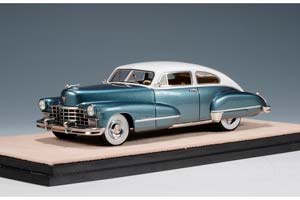 CADILLAC SERIES 62 CLUB COUPE 1947 SEINE BLUE METALLIC