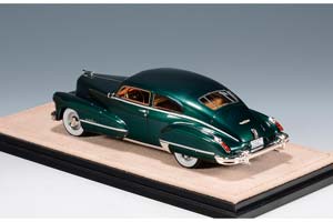 CADILLAC SERIES 62 CLUB COUPE 1947 GREEN METALLIC — фото 2