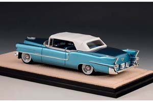 CADILLAC ELDORADO BIARRITZ (ЗАКРЫТЫЙ) 1955 BAHAMA BLUE METALLIC — фото 2