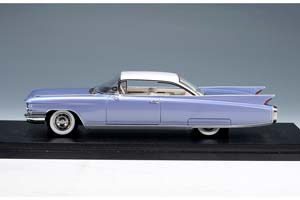 CADILLAC ELDORADO SEVILLE 1960 HEATHER BLUE METALLIC/WHITE — фото 2